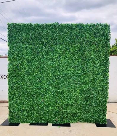 Faux Bush/Hedge Wall